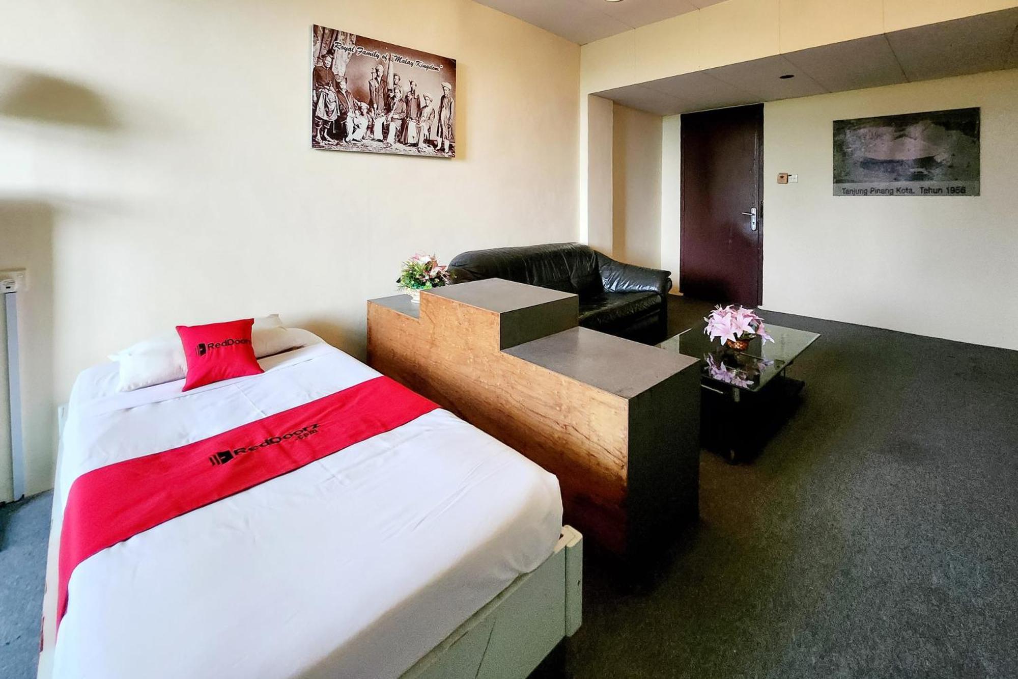 Reddoorz Near Pelabuhan Sri Bintan Pura Tanjungpinang Exteriér fotografie